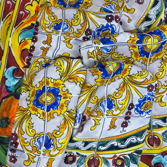 Dolce & Gabbana Silk Trousers - Picture 10 of 14